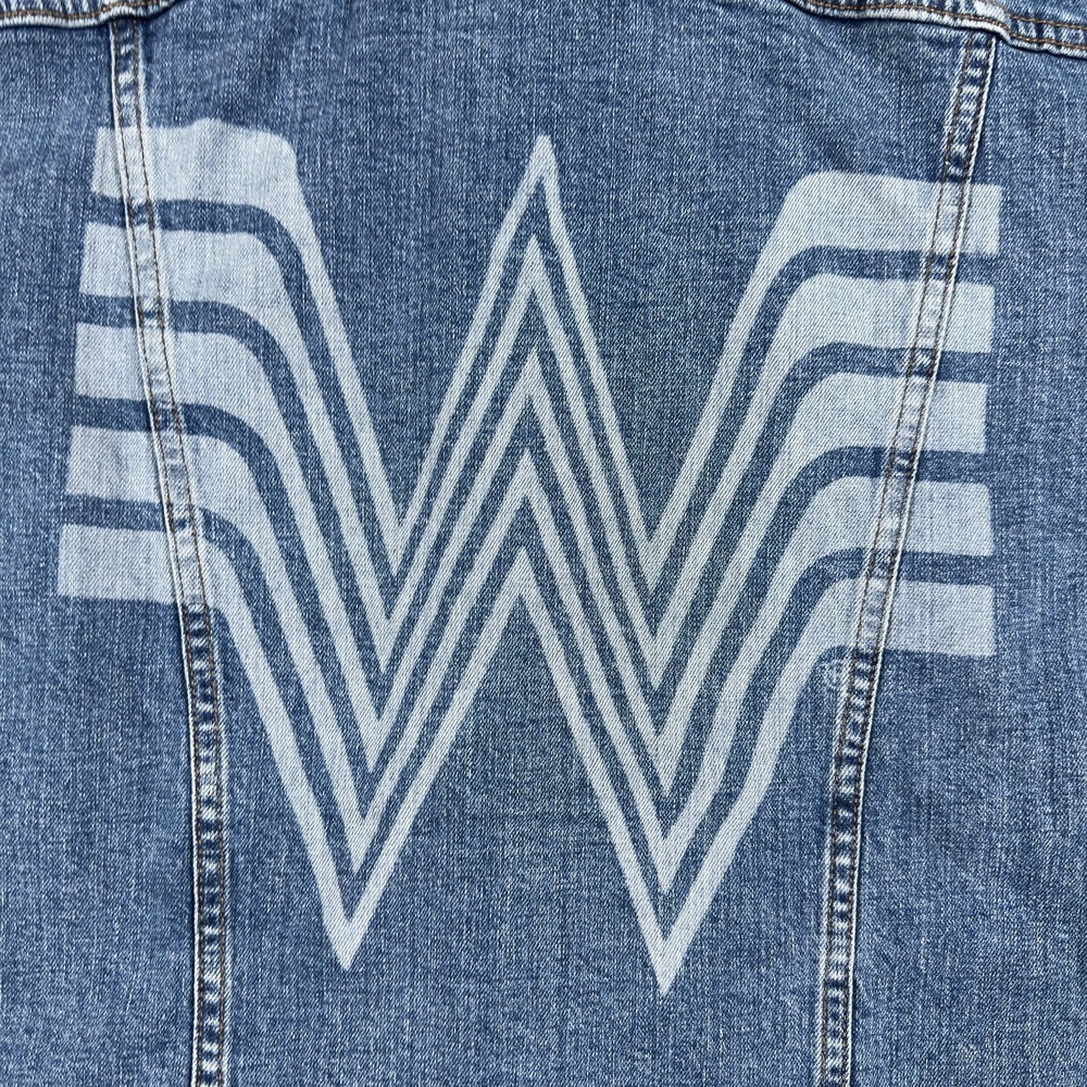 Wrangler x Whataburger Jacket Mens Small Blue Denim Trucker Biker Logo - Picture 2 of 15